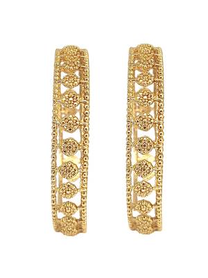 Gold plated floral textured set of 2 bangles 2