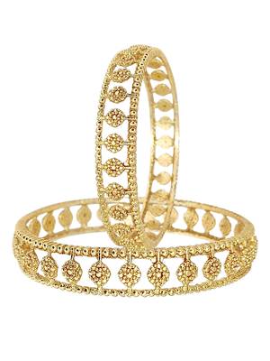 Gold plated floral textured set of 2 bangles 3