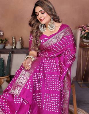Pink handmade bhandhej viscos silk blend saree with blouse 3