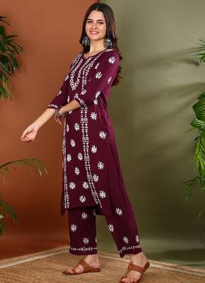 ethnic motif embroidered handcrafted lucknowi chikankari kurta & palazzo set for women 3