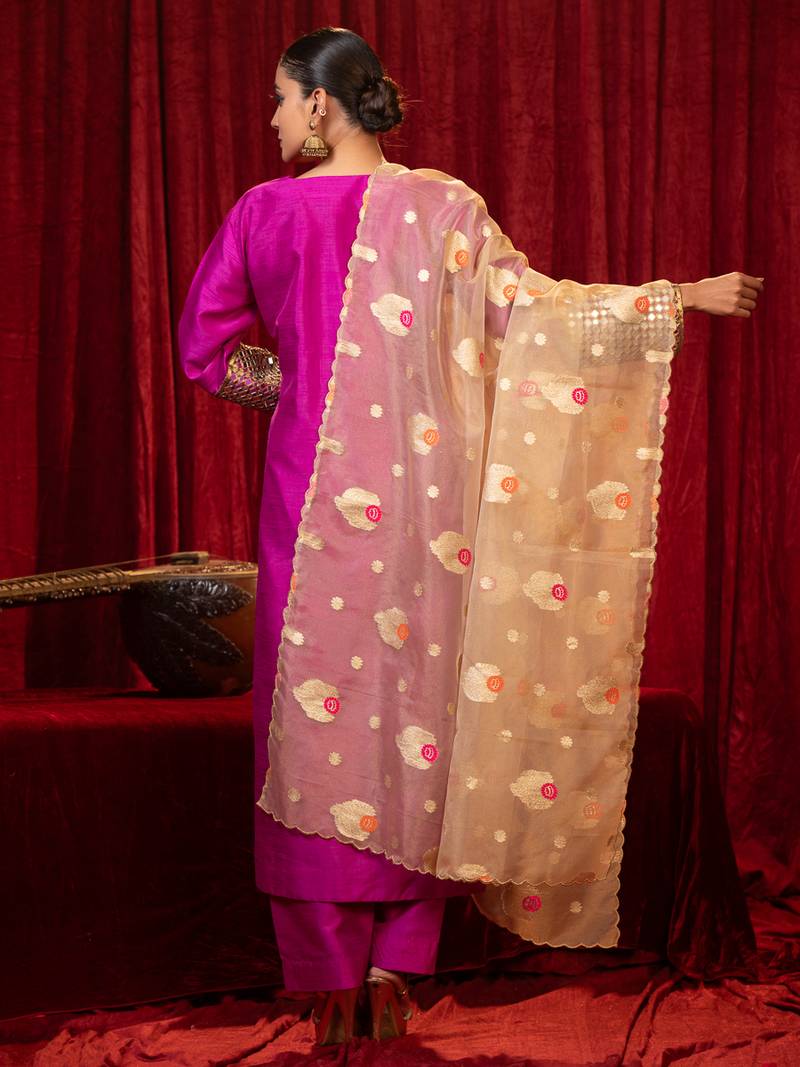 Magenta mirror lace work v-neck long line kurta with side pockets, plazzo & organza dupatta set
