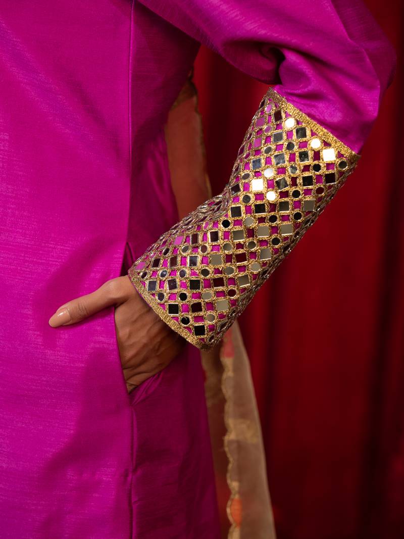 Magenta mirror lace work v-neck long line kurta with side pockets, plazzo & organza dupatta set