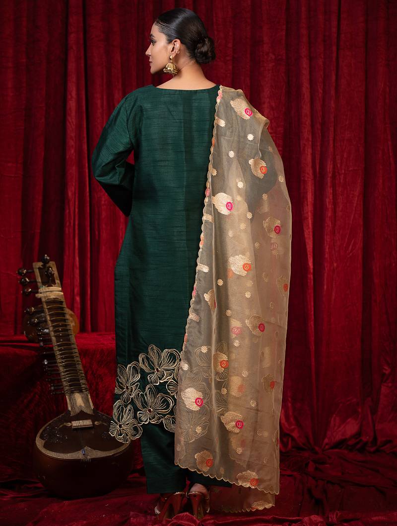 Green zari embroidered raw silk kurta plazzo & dupatta set