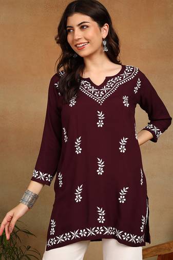women ethnic motifs hand embroidered v-neck chikankari liva straight kurti