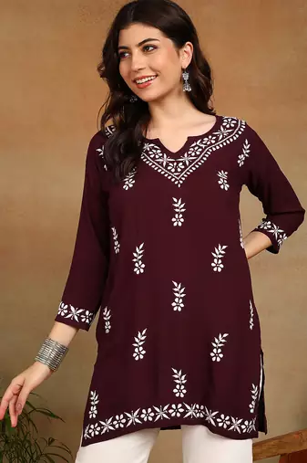 women ethnic motifs hand embroidered v-neck chikankari liva straight kurti
