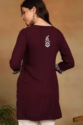 women ethnic motifs hand embroidered v-neck chikankari liva straight kurti