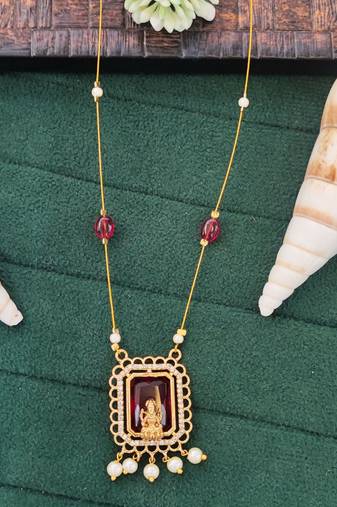 Temple style goddess pendant with red stone and pearls