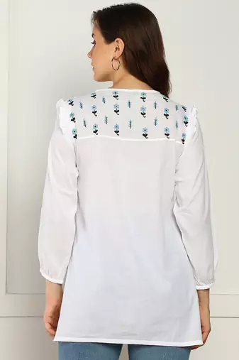 hand embroidered lucknow chikankari a-line white cotton kurti for women