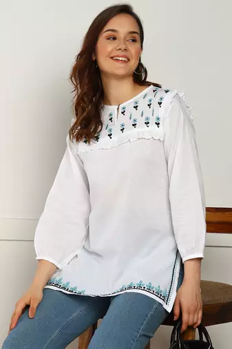 hand embroidered lucknow chikankari a-line white cotton kurti for women