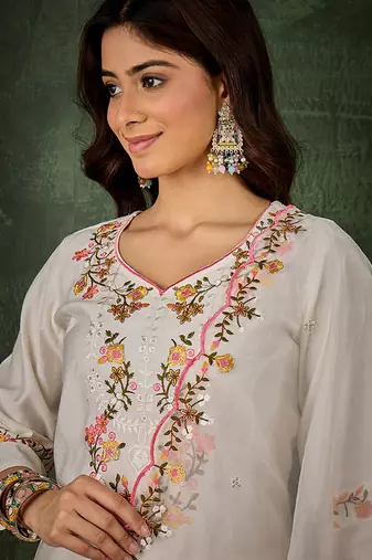 Viscose rayon white party wear embroidery work kurta set