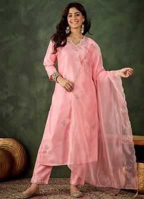 Silk blend baby pink casual wear embroidery work kurta set 2
