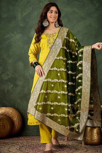 Viscose rayon parrot green casual wear embroidery work kurta set