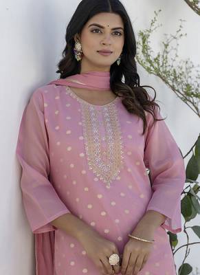 Chanderi silk pink casual wear embroidery work kurta set 2