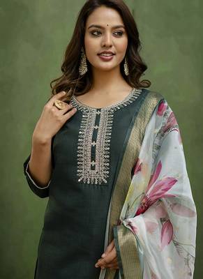 Cotton blend dark green casual wear embroidery work kurta set 2