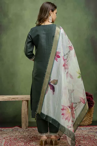 Cotton blend dark green casual wear embroidery work kurta set