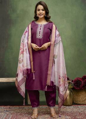 Cotton blend wine casual wear embroidery work kurta set 3