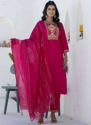 Cotton blend rani pink casual wear embroidery work kurta set 1