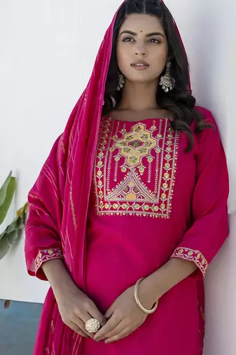 Cotton blend rani pink casual wear embroidery work kurta set