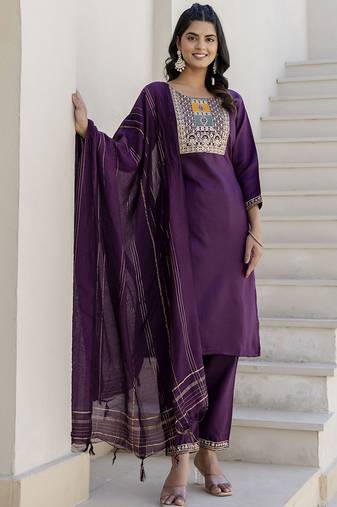 Cotton blend violet casual wear embroidery work kurta set