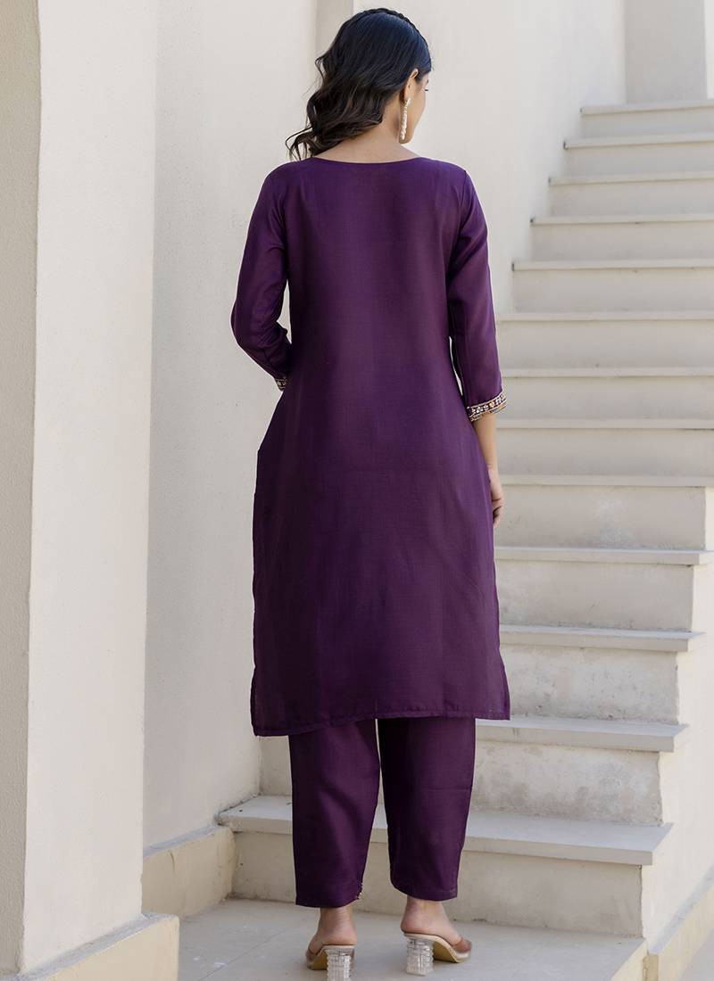 Cotton blend violet casual wear embroidery work kurta set