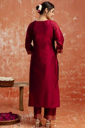 Cotton silk blend red casual wear embroidery work kurta set