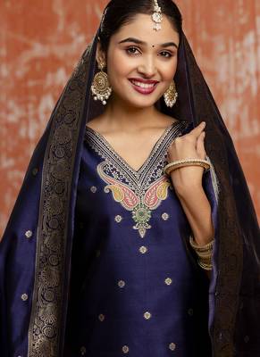 Cotton silk blend navy blue party wear zari work kurta set 3