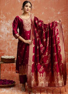 Cotton silk blend red party wear zari work kurta set 1