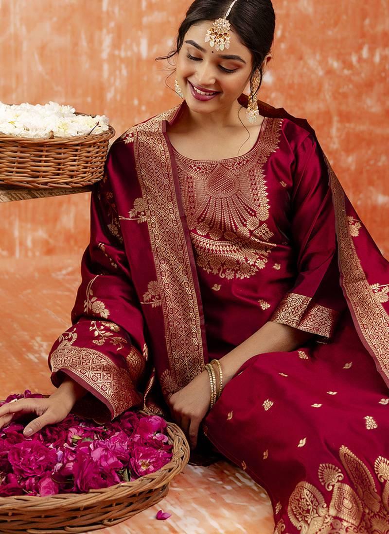 Cotton silk blend red party wear zari work kurta set