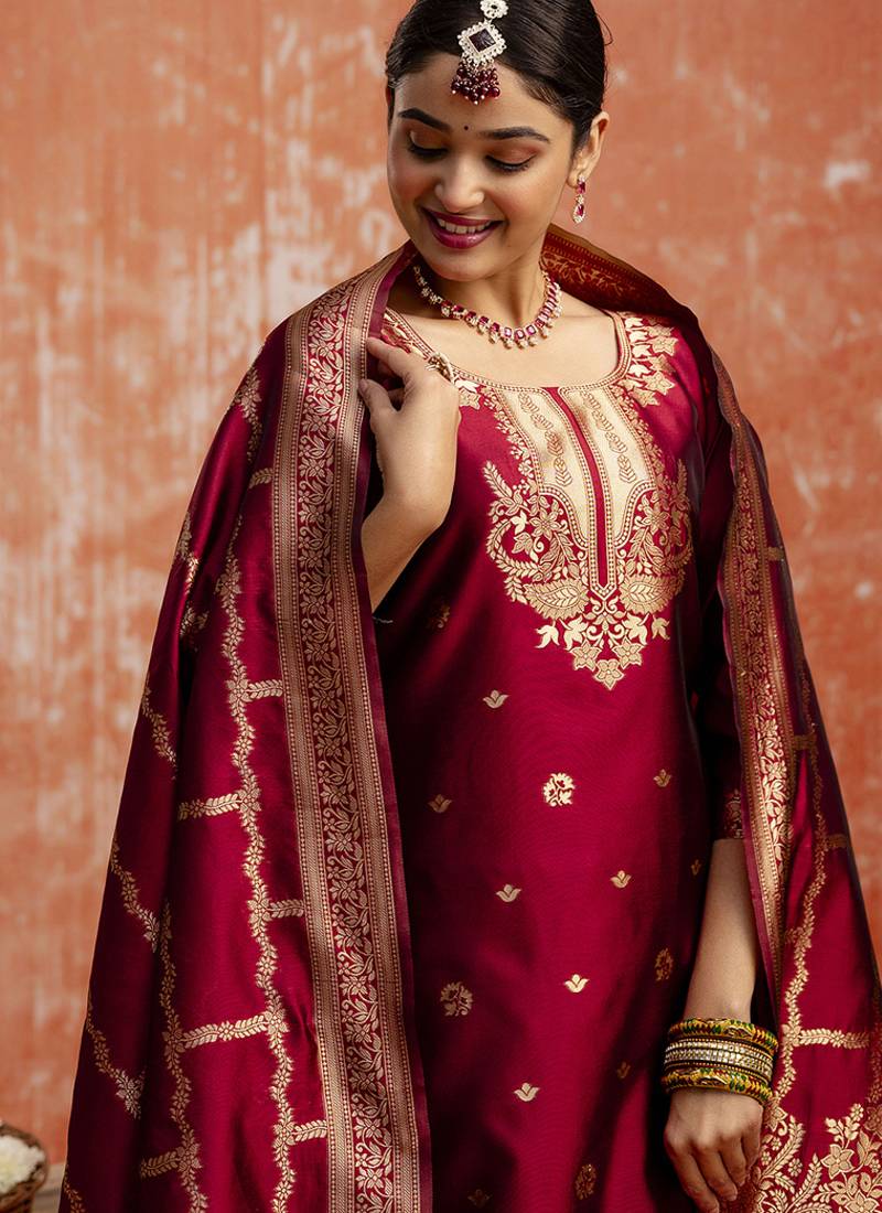 Cotton silk blend red party wear zari work kurta set