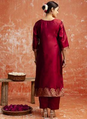 Cotton silk blend red party wear zari work kurta set 3