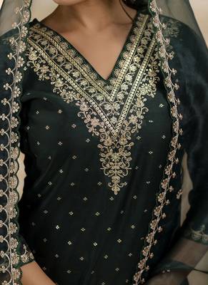 Chanderi silk lavender party wear embroidery work kurta set 4