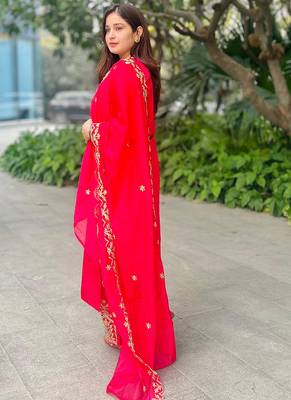 Silk blend pink party wear embroidery work kurta set 4