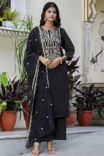 Silk blend black party wear embroidery work kurta set