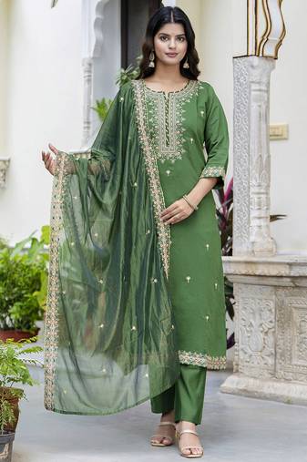 Silk blend green occasional wear embroidery work kurta set
