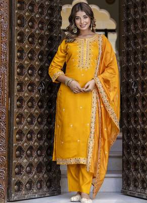 Silk blend baby pink occasional wear embroidery work kurta set 1