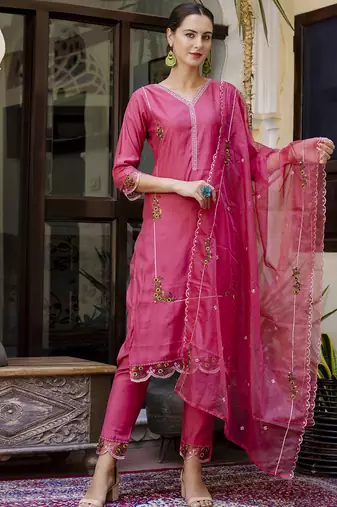 Viscose roman silk pink casual wear embroidery work kurta set