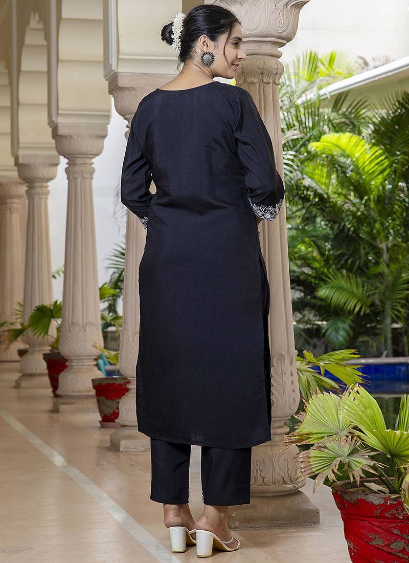 Silk blend black casual wear embroidery work kurta set