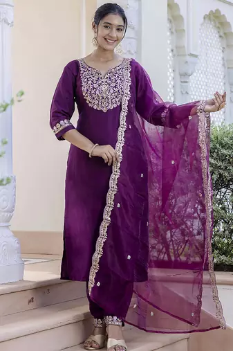 Silk blend magneta casual wear embroidery work kurta set