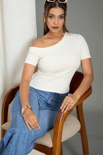 white cotton top with ribbed one shoulder style