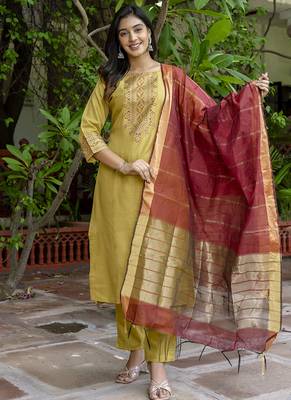 Cotton blend mustard yellow casual wear foil print work kurta set 1