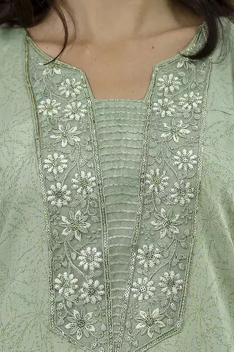 Silk blend pista casual wear embroidery work kurta set