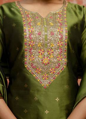 Cotton silk blend mehendi casual wear embroidery work kurta set 2
