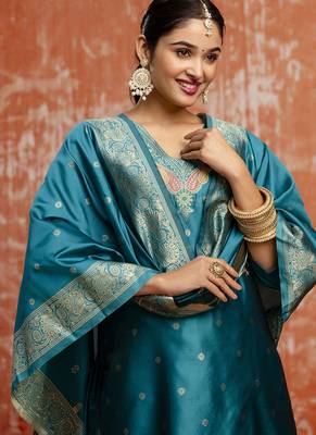 Cotton silk blend rama party wear zari work kurta set 2