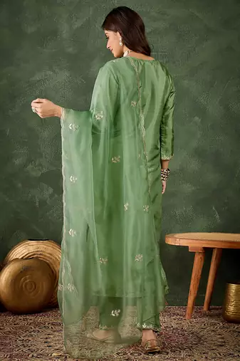 Silk blend pista casual wear embroidery work kurta set