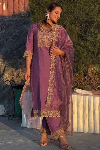 Silk blend dusty pink casual wear embroidery work kurta set