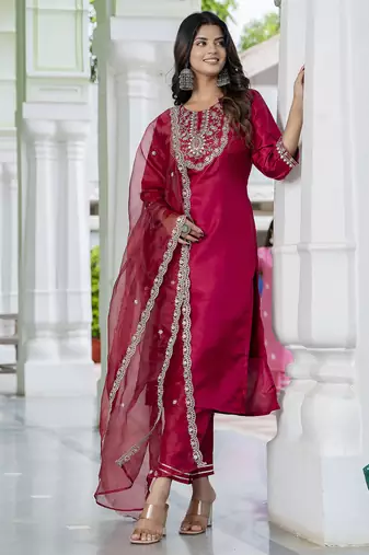 Silk blend red casual wear embroidery work kurta set