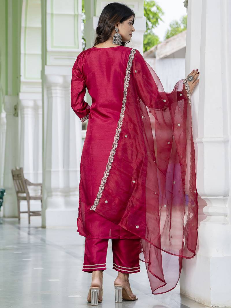 Silk blend red casual wear embroidery work kurta set