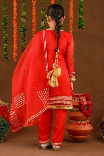 Red Rangrez Suit Se