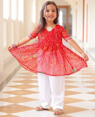 Kid's Red Bandhani Kurta Set with Cotton Pants 3