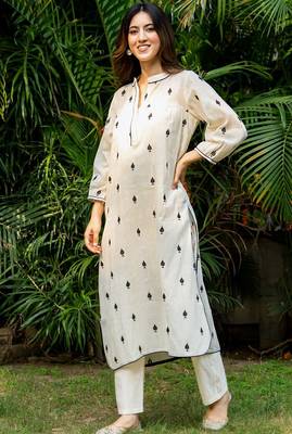 White emboridered cotton straight kurta set 1